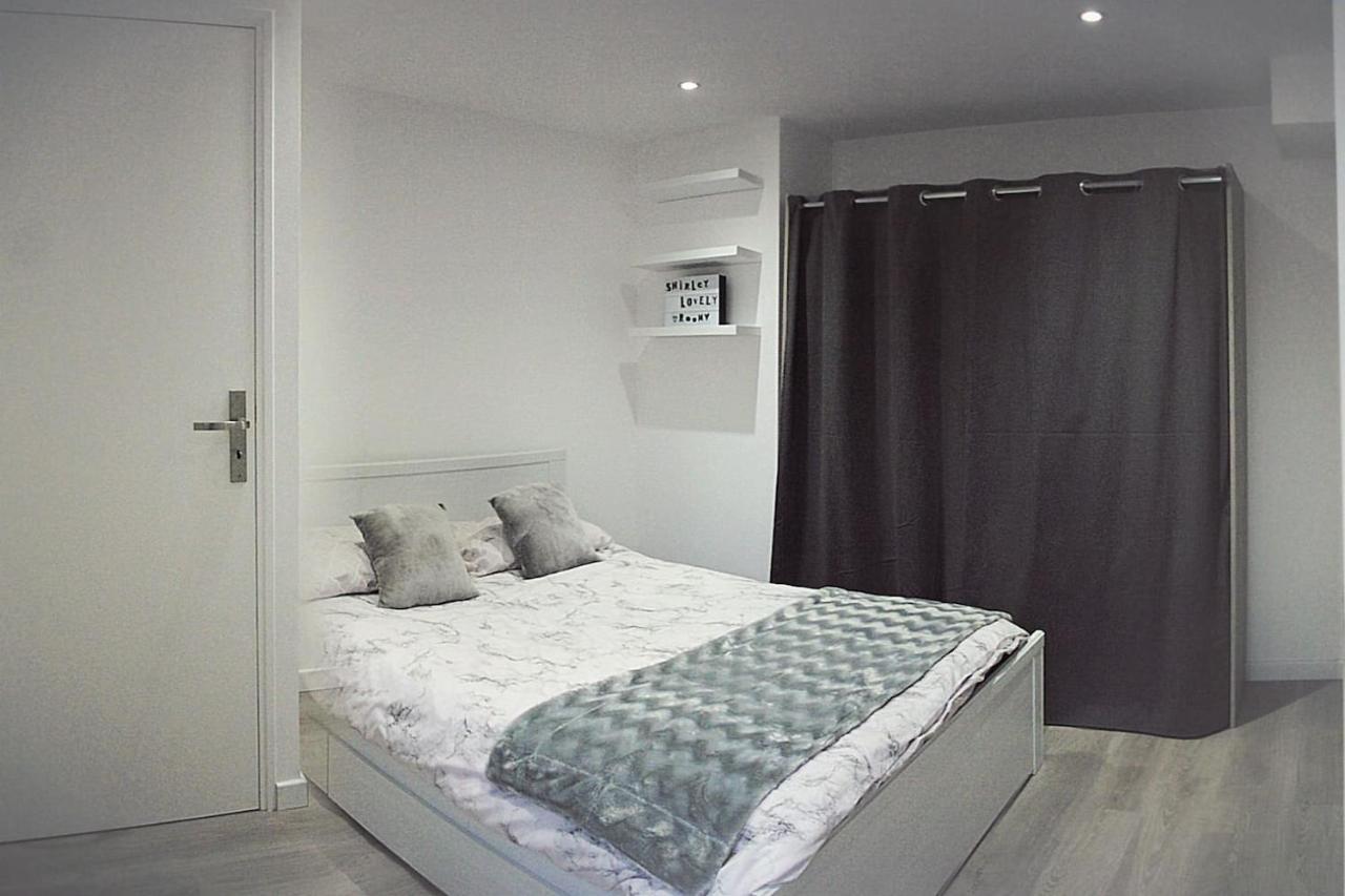 La Petite Champenoise Apartment Reims Bagian luar foto
