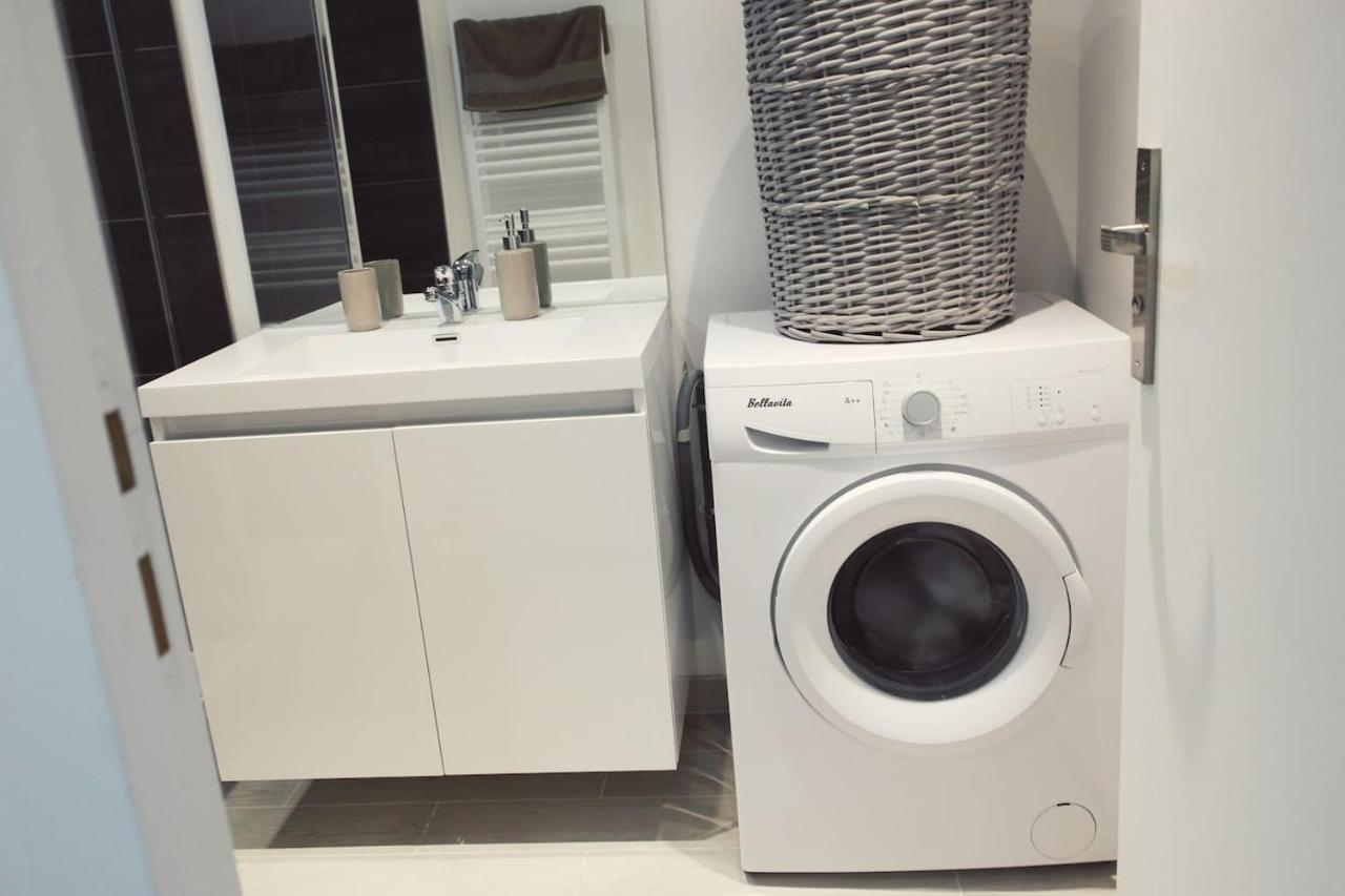 La Petite Champenoise Apartment Reims Bagian luar foto
